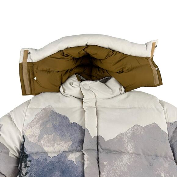 Gucci x North Face 2021 Trail Goose Down Coat - Picture 9 of 16